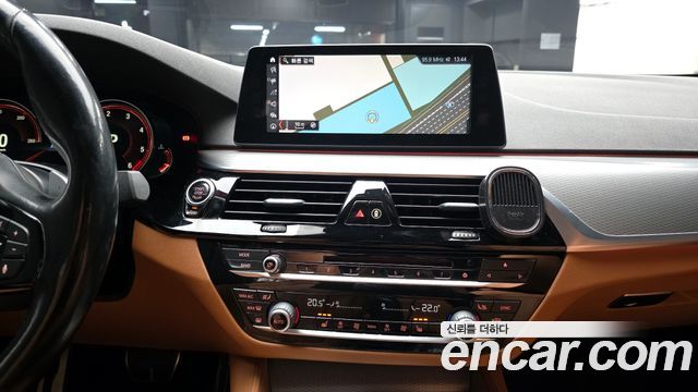 BMW 5-Series 520d xDrive M Sport Package