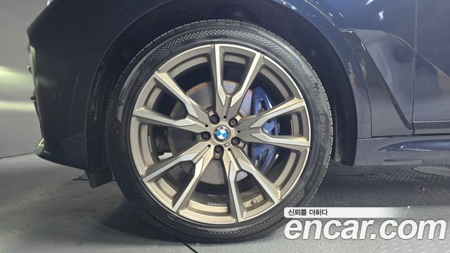 BMW X7 M50d