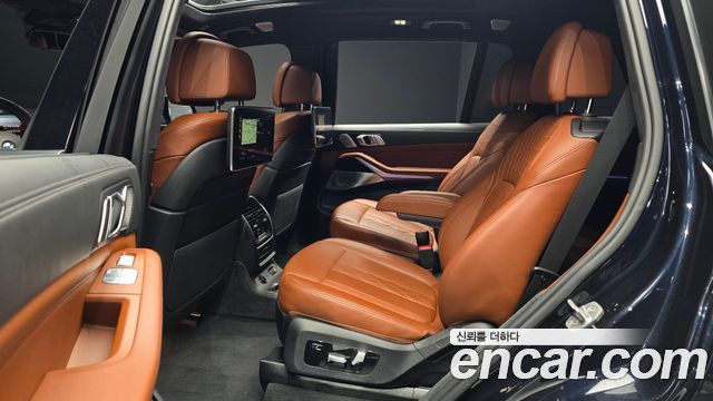 BMW X7 M50d