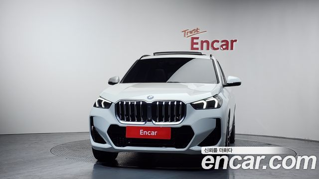 BMW iX1 xDrive 30 M Sport