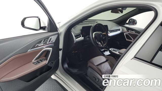 BMW iX1 xDrive 30 M Sport