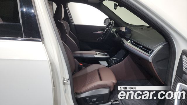 BMW iX1 xDrive 30 M Sport