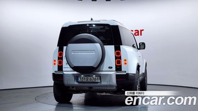 Land Rover Defender 90 D250 S