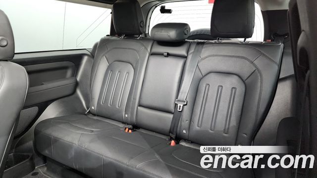 Land Rover Defender 90 D250 S