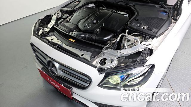 Mercedes-Benz E-Class E220d Avantgarde