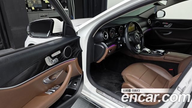 Mercedes-Benz E-Class E220d Avantgarde