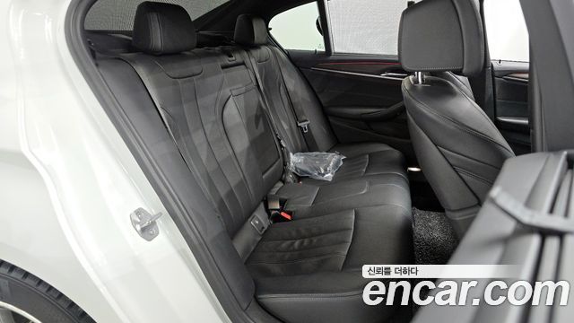 BMW 5-Series 520d M Sport Package Plus