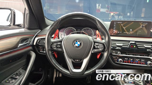 BMW 5-Series 520d M Sport Package Plus