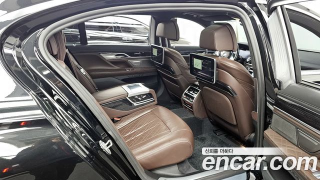 BMW 7-Series 730Ld xDrive M Sport