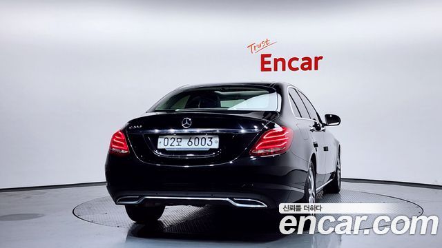 Mercedes-Benz C-Class C200 Avantgarde