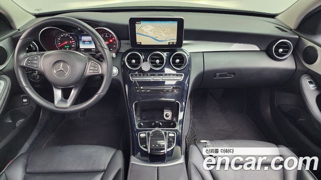 Mercedes-Benz C-Class C200 Avantgarde