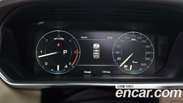 Land Rover Range Rover Sport 3.0 SDV6 HSE Dynamic