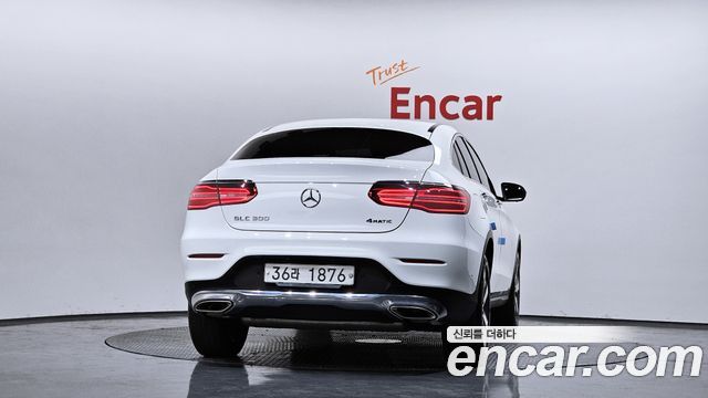 Mercedes-Benz GLC-Class GCL300 4MATIC Coupe