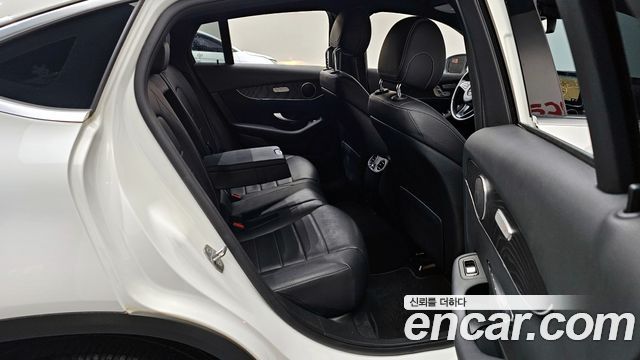 Mercedes-Benz GLC-Class GCL300 4MATIC Coupe