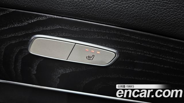 Mercedes-Benz GLC-Class GCL300 4MATIC Coupe