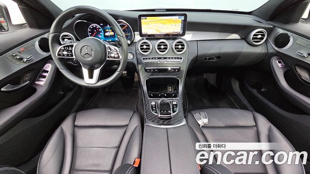 Mercedes-Benz C-Class C200 AMG Line