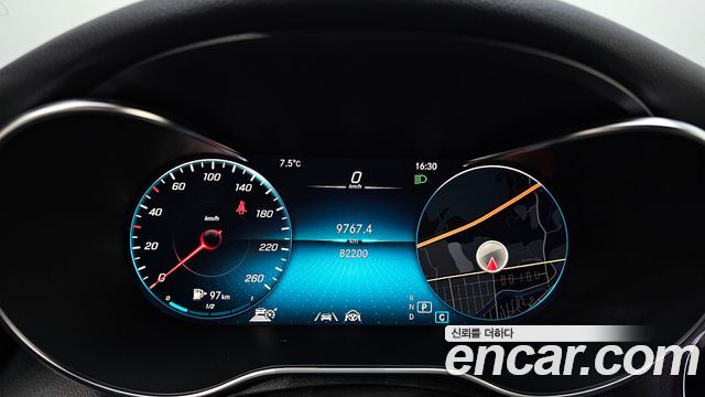 Mercedes-Benz C-Class C200 AMG Line