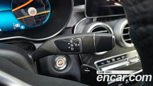 Mercedes-Benz C-Class C200 AMG Line
