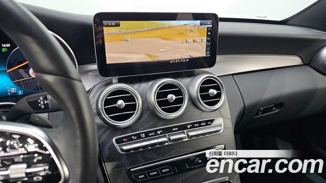 Mercedes-Benz C-Class C200 AMG Line