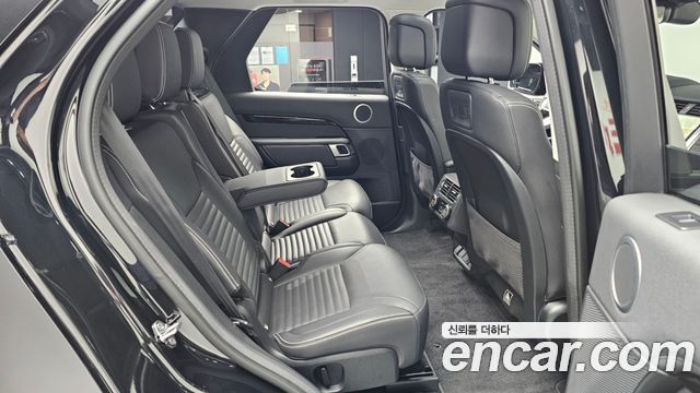 Land Rover Discovery D250 SE