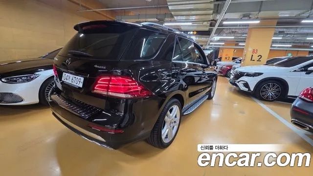 Mercedes-Benz GLE-Class W166 GLE350 d 4MATIC