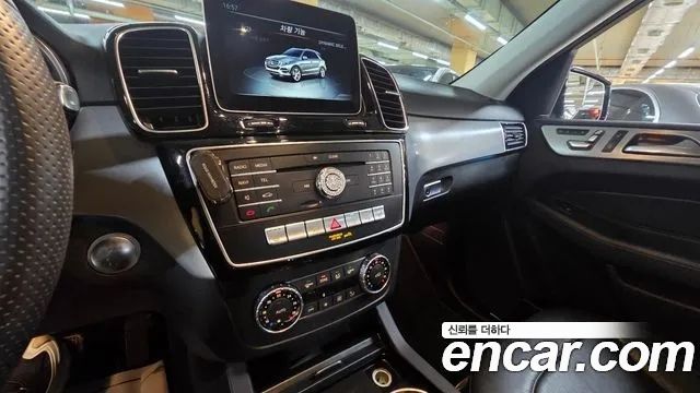 Mercedes-Benz GLE-Class W166 GLE350 d 4MATIC
