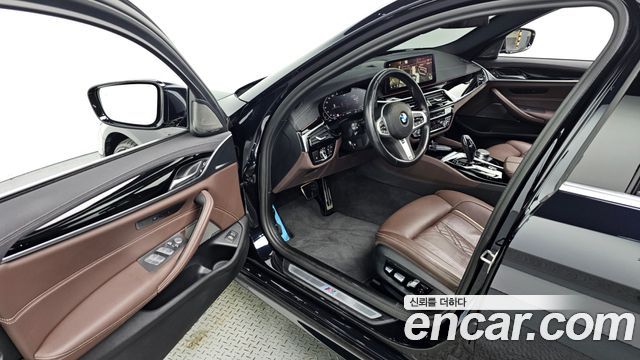 BMW 5-Series 530i M Sport Package