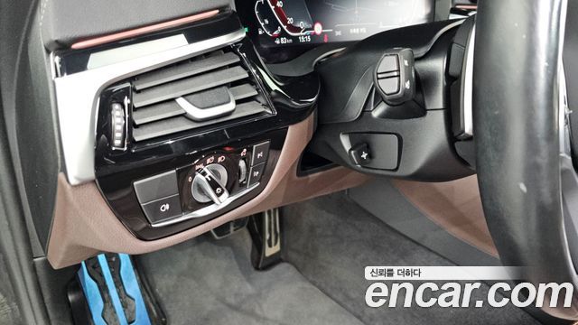 BMW 5-Series 530i M Sport Package
