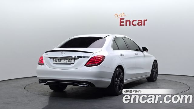 Mercedes-Benz C-Class C200 Avantgarde