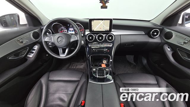 Mercedes-Benz C-Class C200 Avantgarde