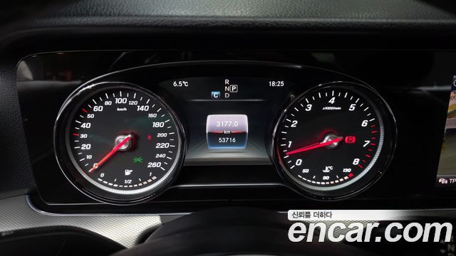 Mercedes-Benz E-Class E200 Avantgarde