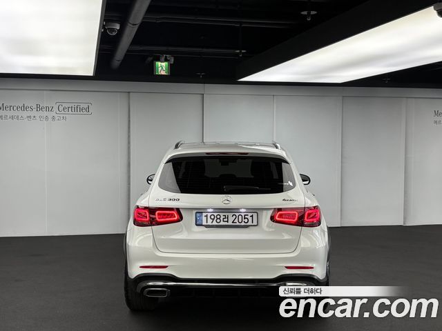 Mercedes-Benz GLC-Class GLC300 4MATIC