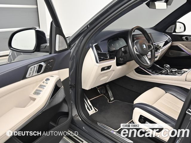 BMW X7 xDrive 40i M Sport Online Exclusive Edition 6 Seater