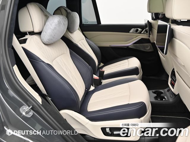 BMW X7 xDrive 40i M Sport Online Exclusive Edition 6 Seater