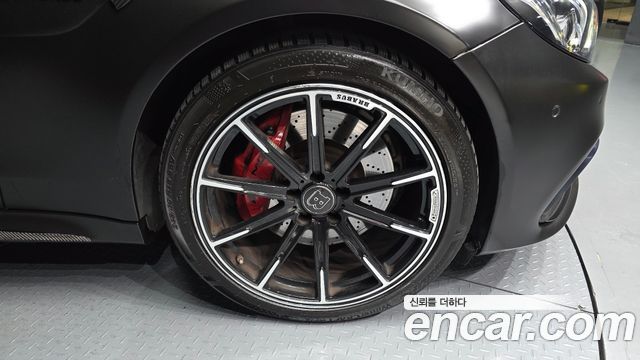 Mercedes-Benz C-Class C63 AMG Cabriolet