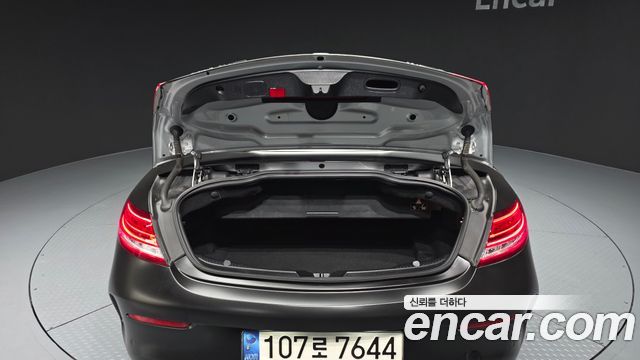 Mercedes-Benz C-Class C63 AMG Cabriolet