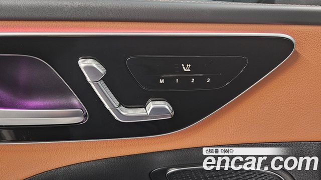 Mercedes-Benz C-Class C300 4MATIC AMG Line