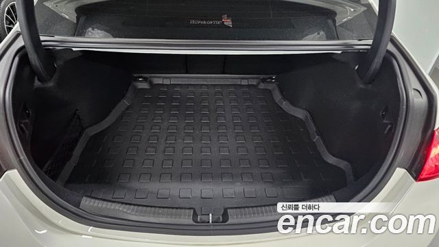 Mercedes-Benz C-Class C300 4MATIC AMG Line