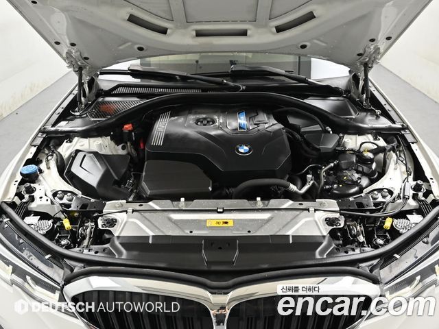 BMW 3-Series 320e M Sports