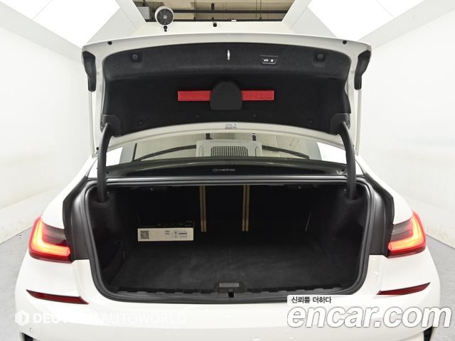 BMW 3-Series 320e M Sports