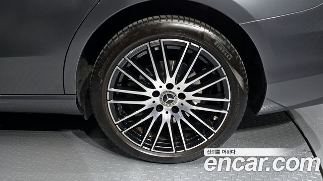 Mercedes-Benz C-Class C200 4MATIC Avantgarde