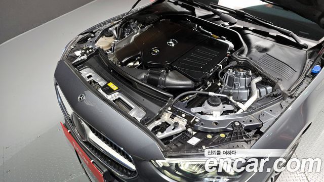 Mercedes-Benz C-Class C200 4MATIC Avantgarde
