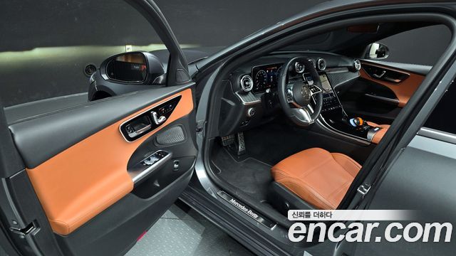 Mercedes-Benz C-Class C200 4MATIC Avantgarde