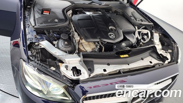 Mercedes-Benz E-Class E220d Coupe