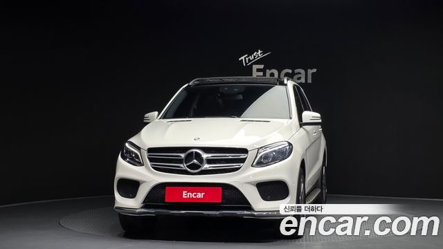 Mercedes-Benz GLE-Class GLE350 d 4MATIC