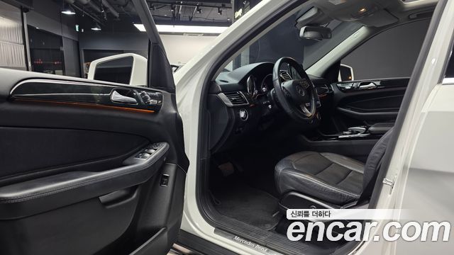 Mercedes-Benz GLE-Class GLE350 d 4MATIC