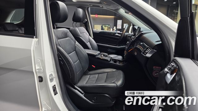 Mercedes-Benz GLE-Class GLE350 d 4MATIC