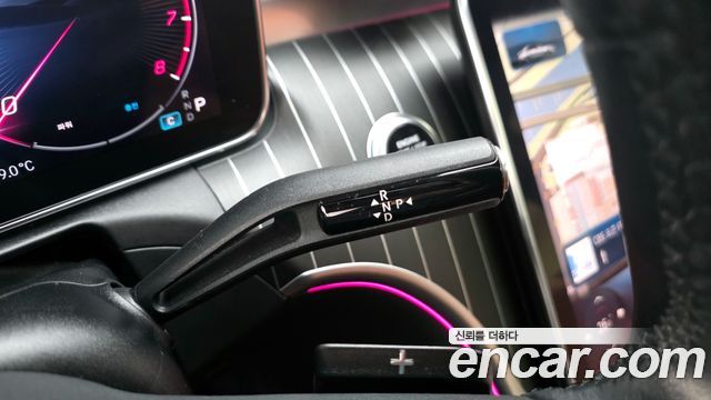 Mercedes-Benz C-Class C200 4MATIC Avantgarde