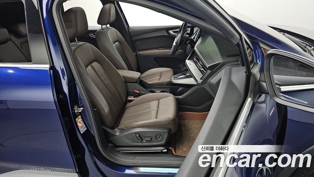 Audi Q4 e-tron 40 Premium