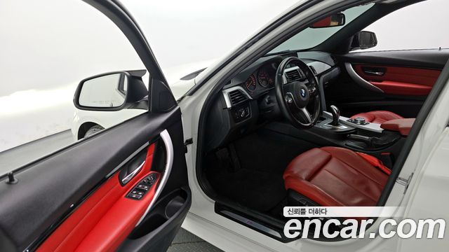 BMW 3-Series 328i M Sport